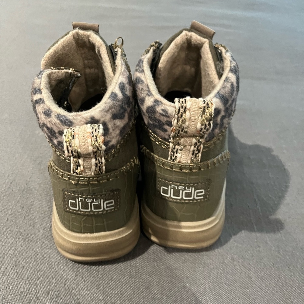 Hey Dude Olive Green Ankle Boots with Leopard Collar